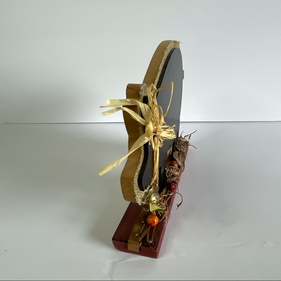 Rustic Farmhouse Pig Chalkboard Decor Table Accent - Picture 7 of 16